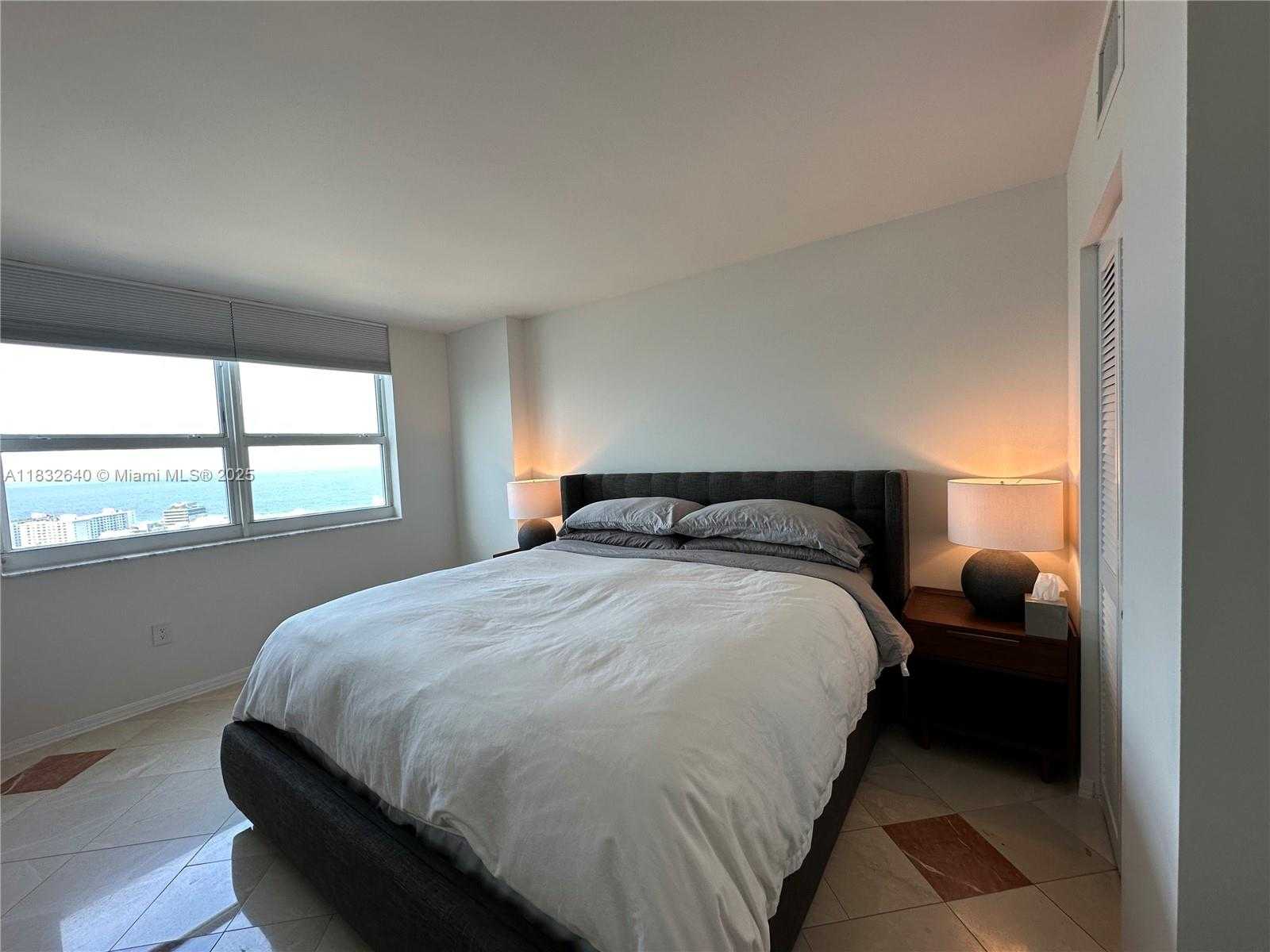 Small Image of 90 ALTON RD #2809, Miami Beach Number 7