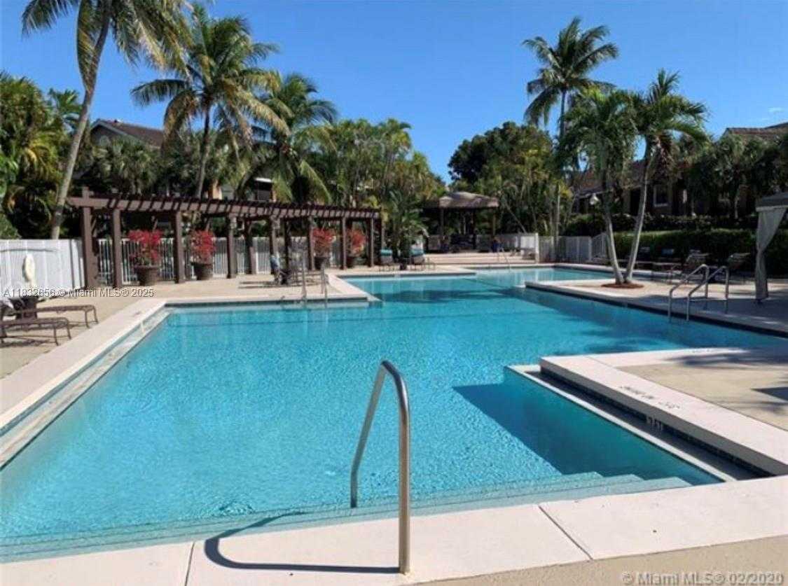 Small Image of Miami Number 19