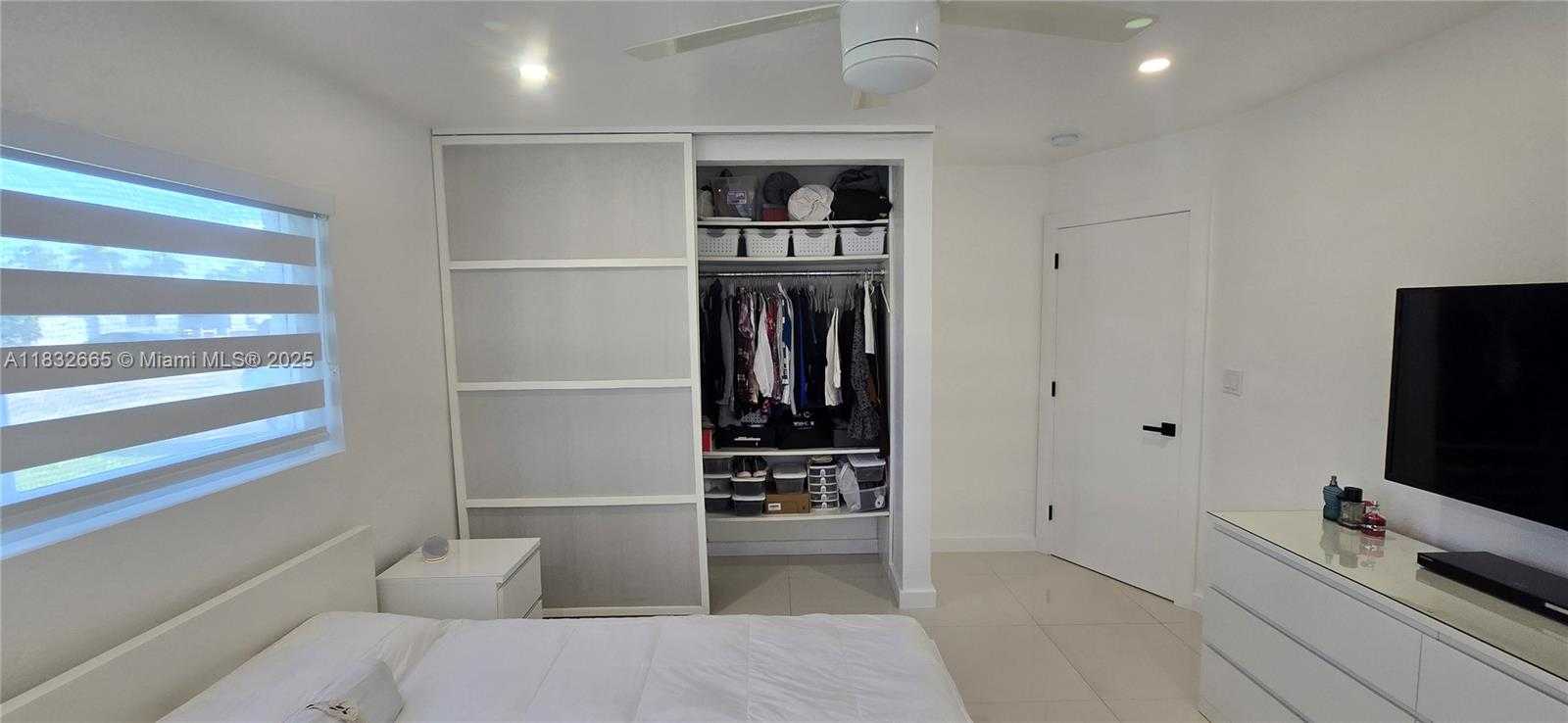 Small Image of 6471 SOUTH WEST 30TH ST, Miramar Number 14