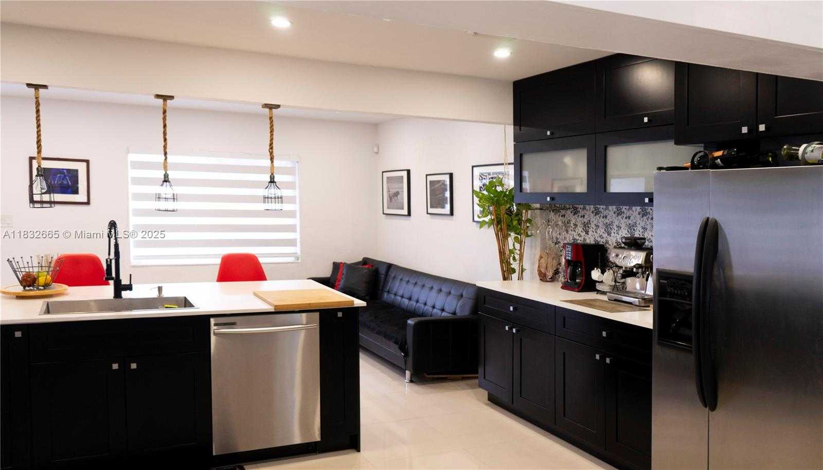 Small Image of 6471 SOUTH WEST 30TH ST, Miramar Number 2