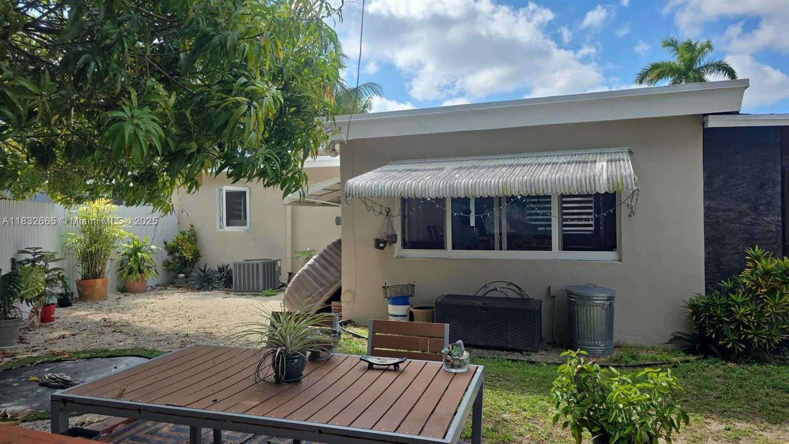 Small Image of 6471 SOUTH WEST 30TH ST, Miramar Number 27