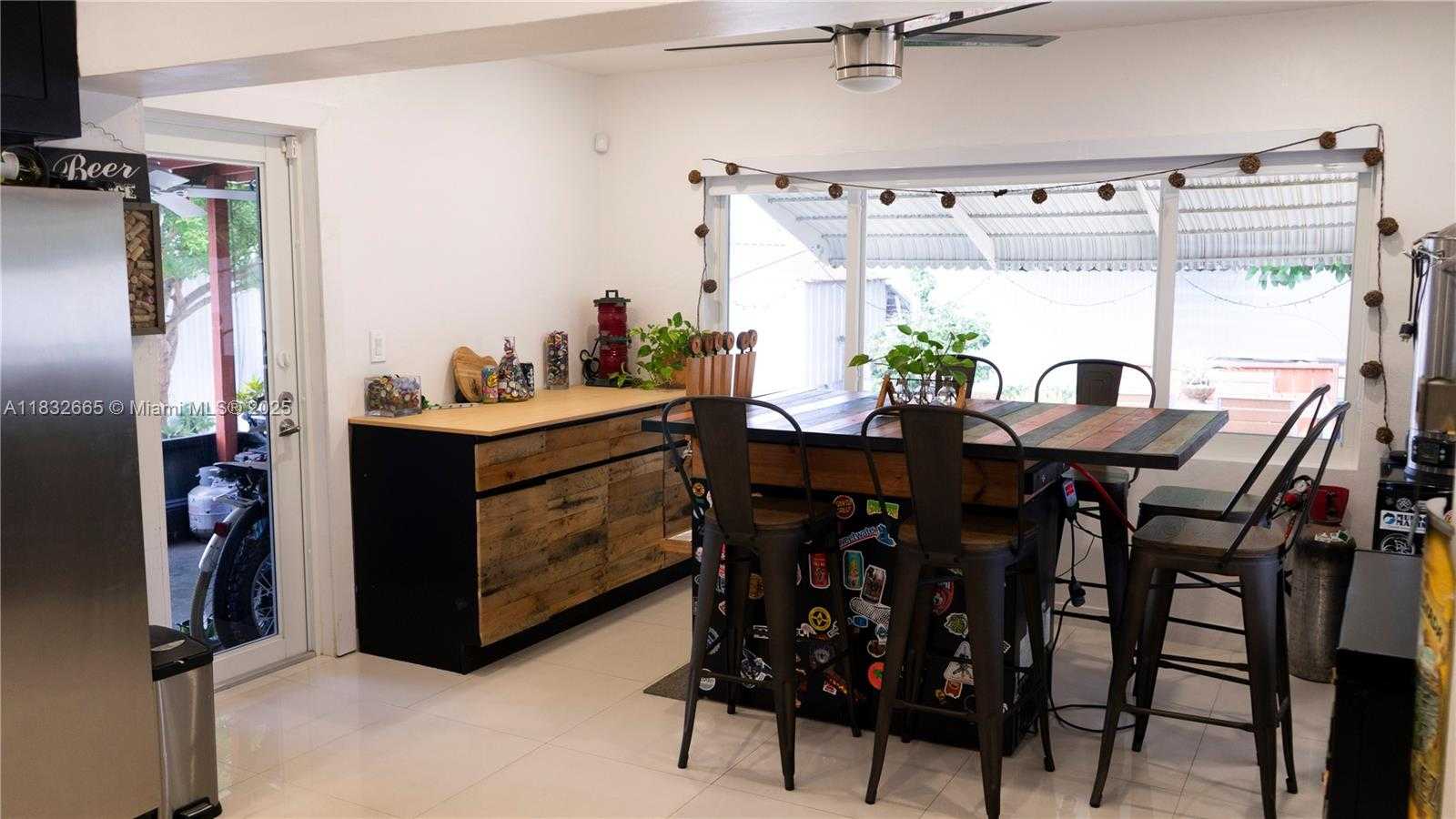 Small Image of 6471 SOUTH WEST 30TH ST, Miramar Number 7