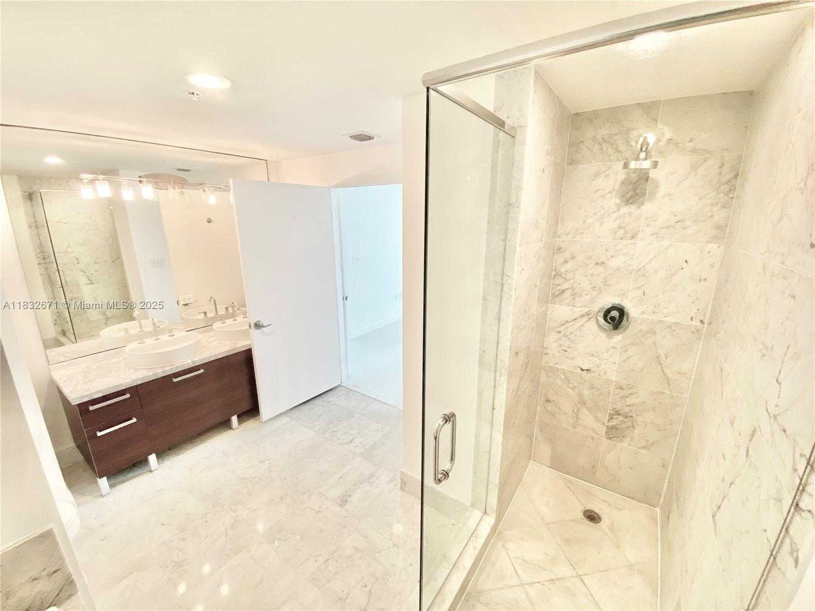 Small Image of 253 NORTH EAST 2ND ST #1401, Miami Number 26