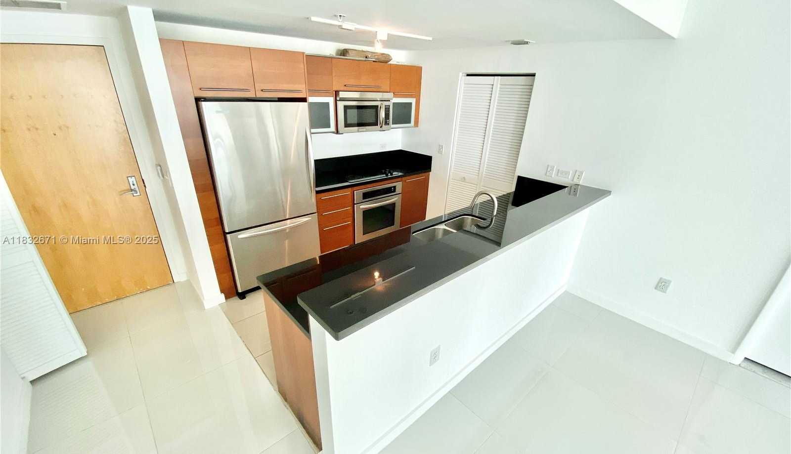 Small Image of 253 NORTH EAST 2ND ST #1401, Miami Number 4
