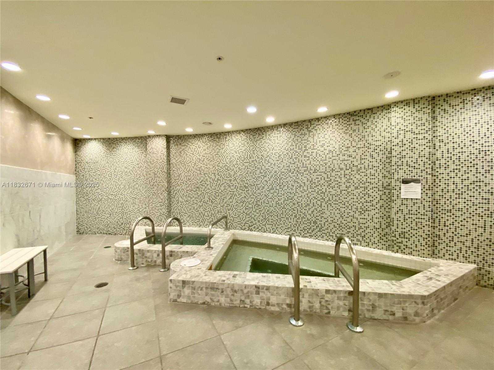 Small Image of 253 NORTH EAST 2ND ST #1401, Miami Number 48