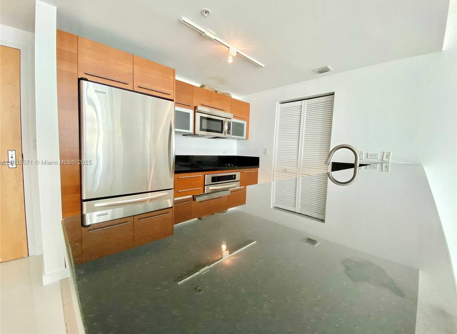 Small Image of 253 NORTH EAST 2ND ST #1401, Miami Number 6
