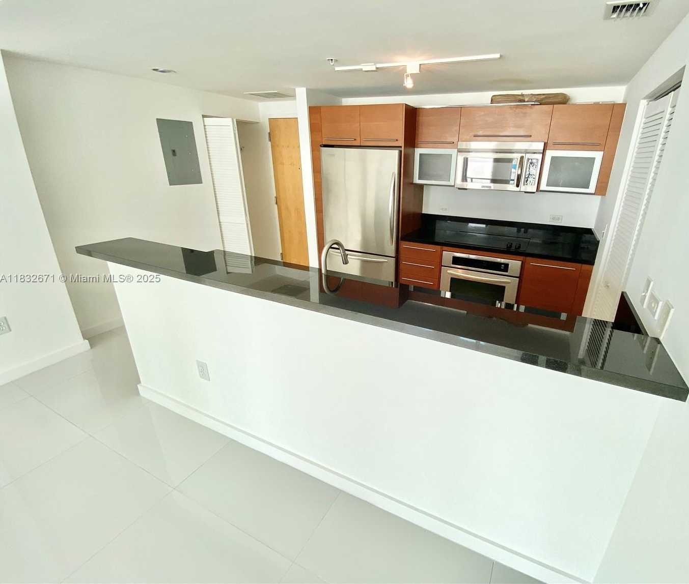 Small Image of 253 NORTH EAST 2ND ST #1401, Miami Number 8