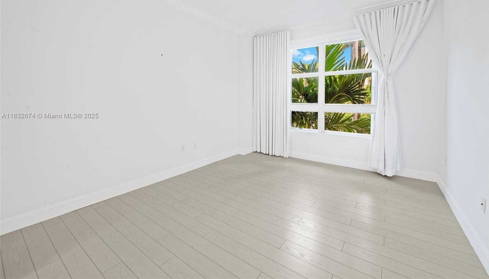 Small Image of 701 CRANDON BLVD #201, Key Biscayne Number 24