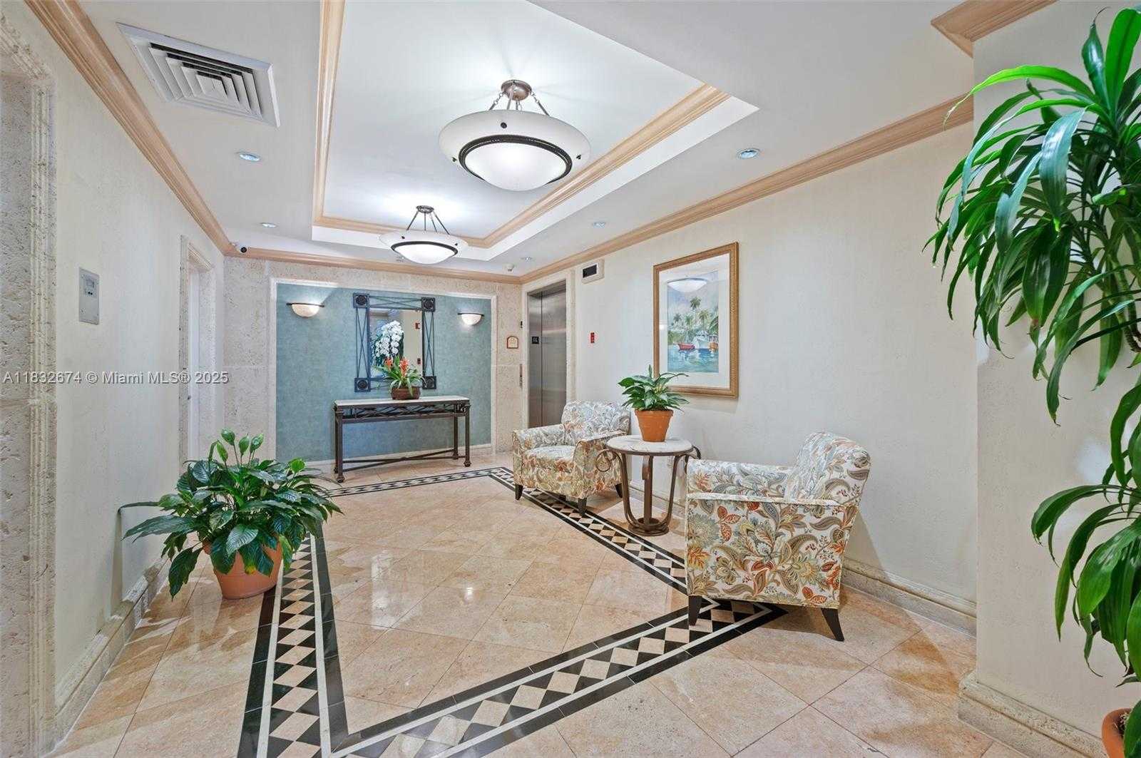 Small Image of 701 CRANDON BLVD #201, Key Biscayne Number 3