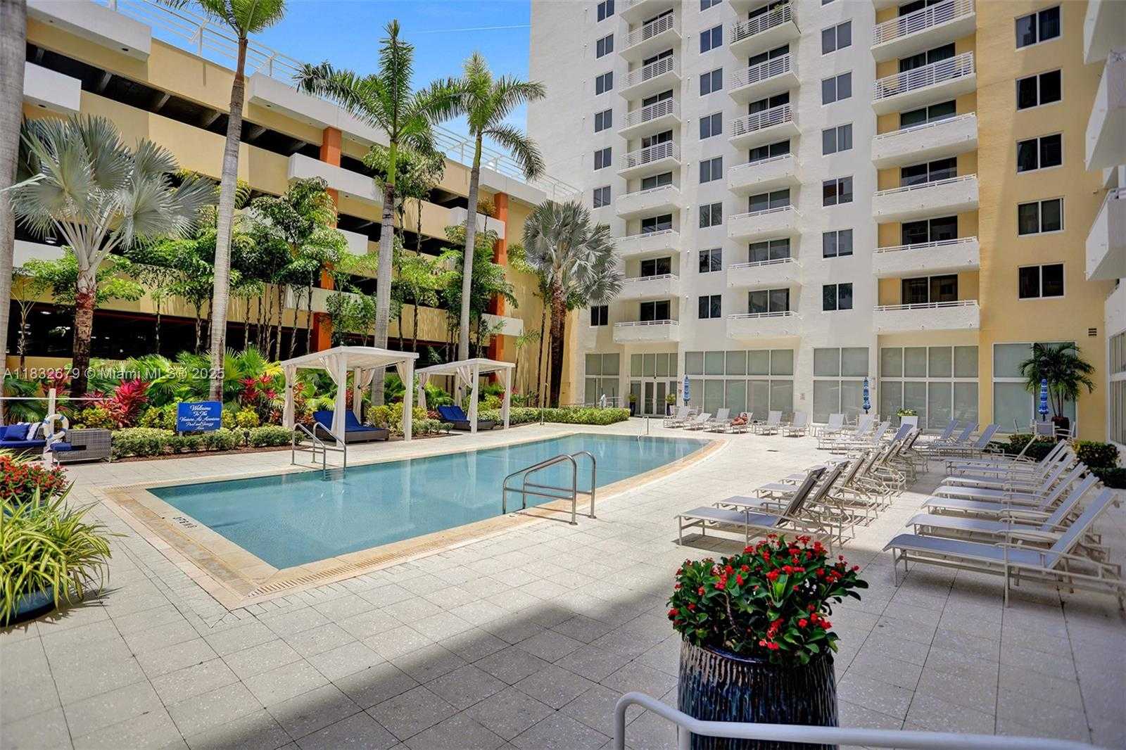 Small Image of 18800 NORTH EAST 29 AVE #621, Aventura Number 25