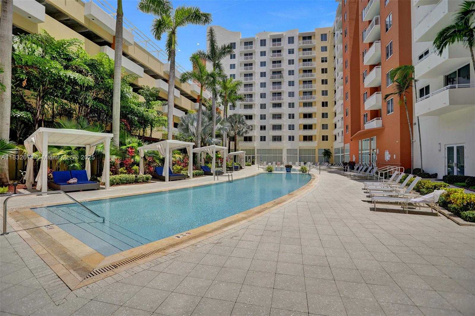 Small Image of 18800 NORTH EAST 29 AVE #621, Aventura Number 27
