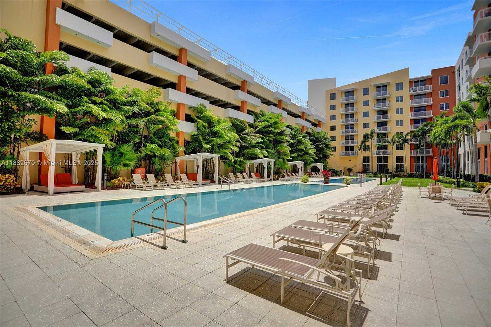 Small Image of 18800 NORTH EAST 29 AVE #621, Aventura Number 28