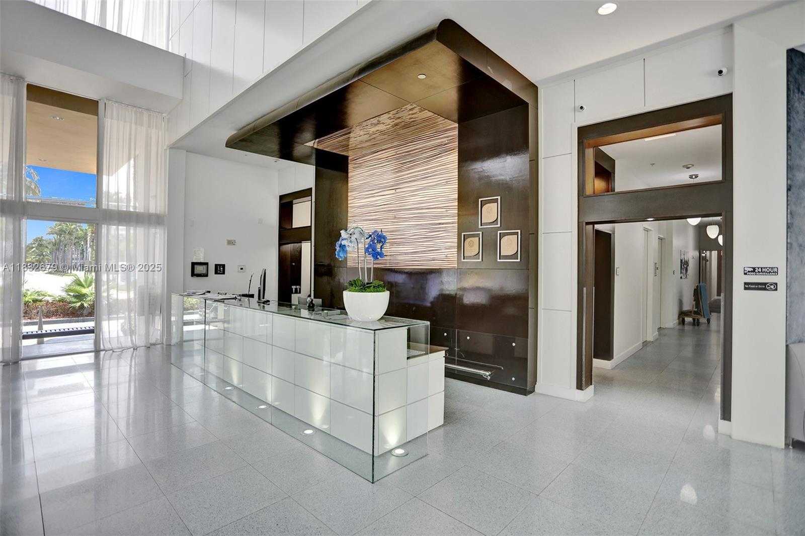 Small Image of 18800 NORTH EAST 29 AVE #621, Aventura Number 31