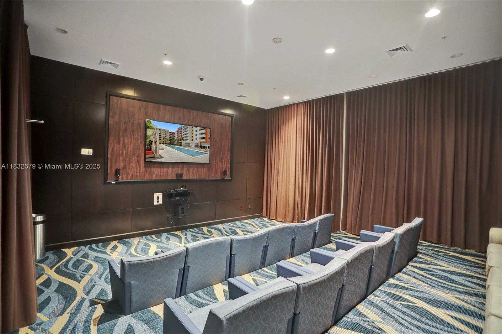 Small Image of 18800 NORTH EAST 29 AVE #621, Aventura Number 37