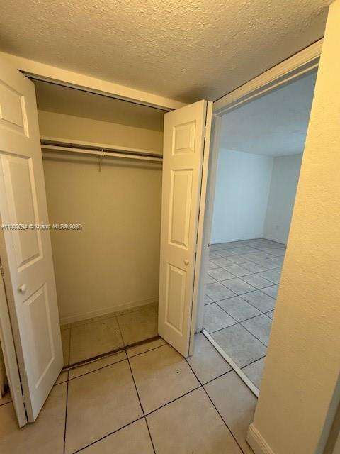 Small Image of 8820 FONTAINEBLEAU BLVD #403, Miami Number 10