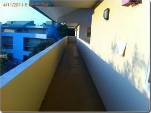 Small Image of 8820 FONTAINEBLEAU BLVD #403, Miami Number 15