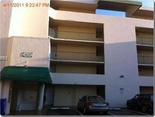 Small Image of 8820 FONTAINEBLEAU BLVD #403, Miami Number 2