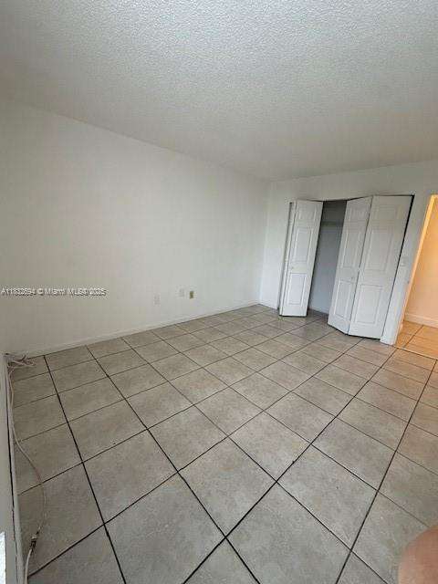 Small Image of 8820 FONTAINEBLEAU BLVD #403, Miami Number 7