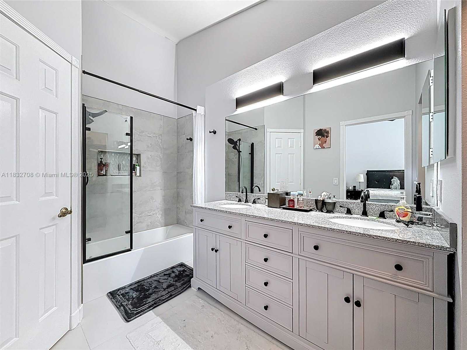 Small Image of 3805 NORTH WEST 121ST AVE, Sunrise Number 40