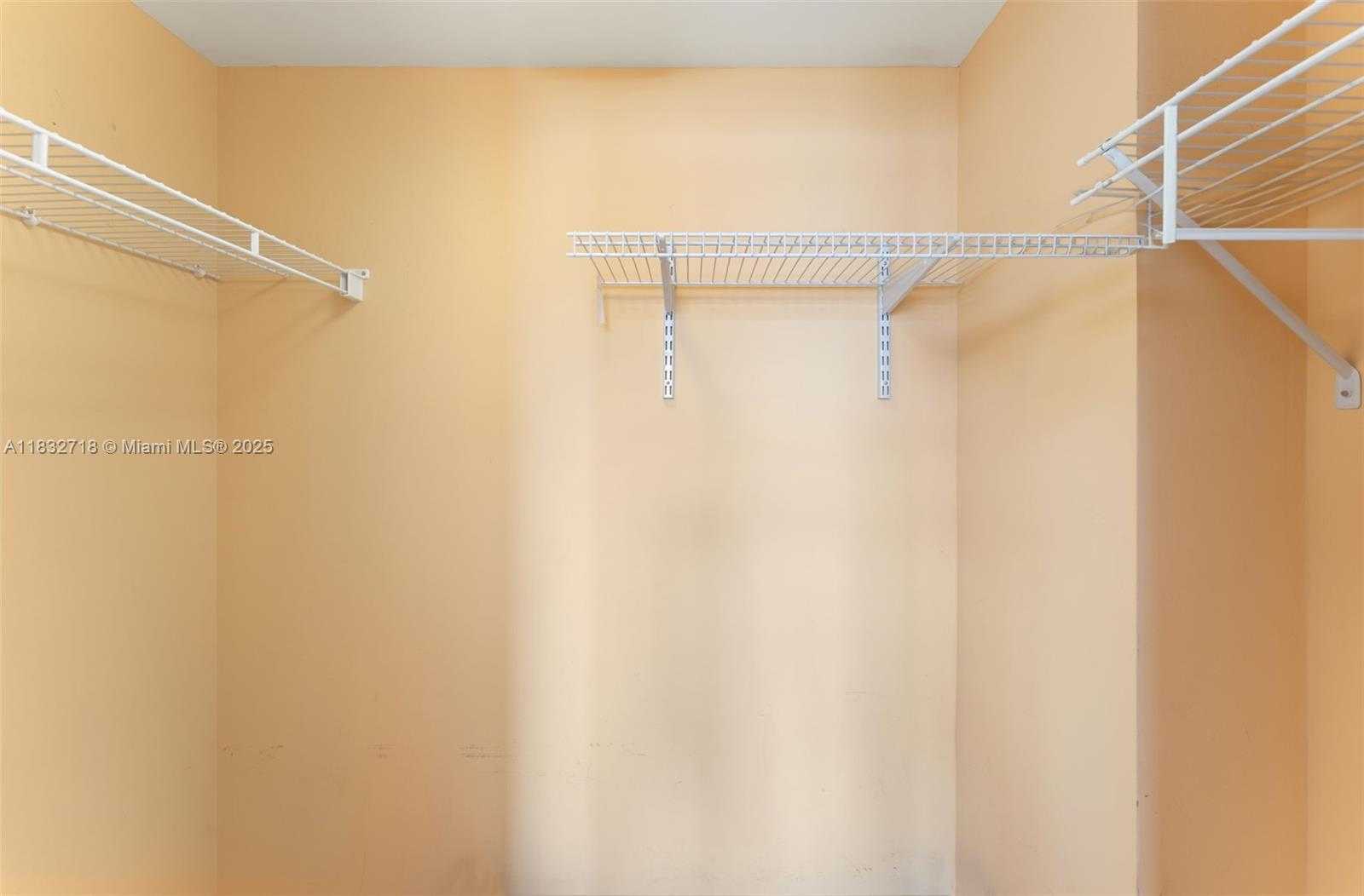 Small Image of 6917 COLLINS AVE #812, Miami Beach Number 6
