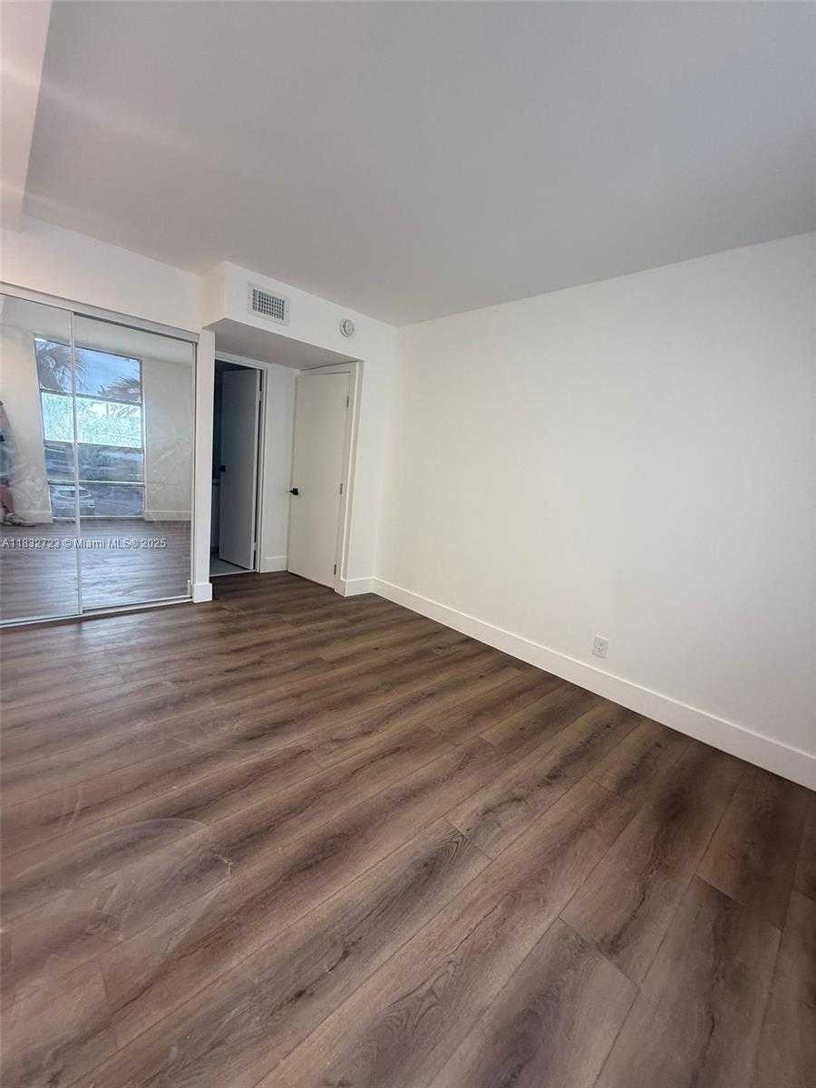 Small Image of 851 THREE ISLANDS BLVD #209, Hallandale Beach Number 8