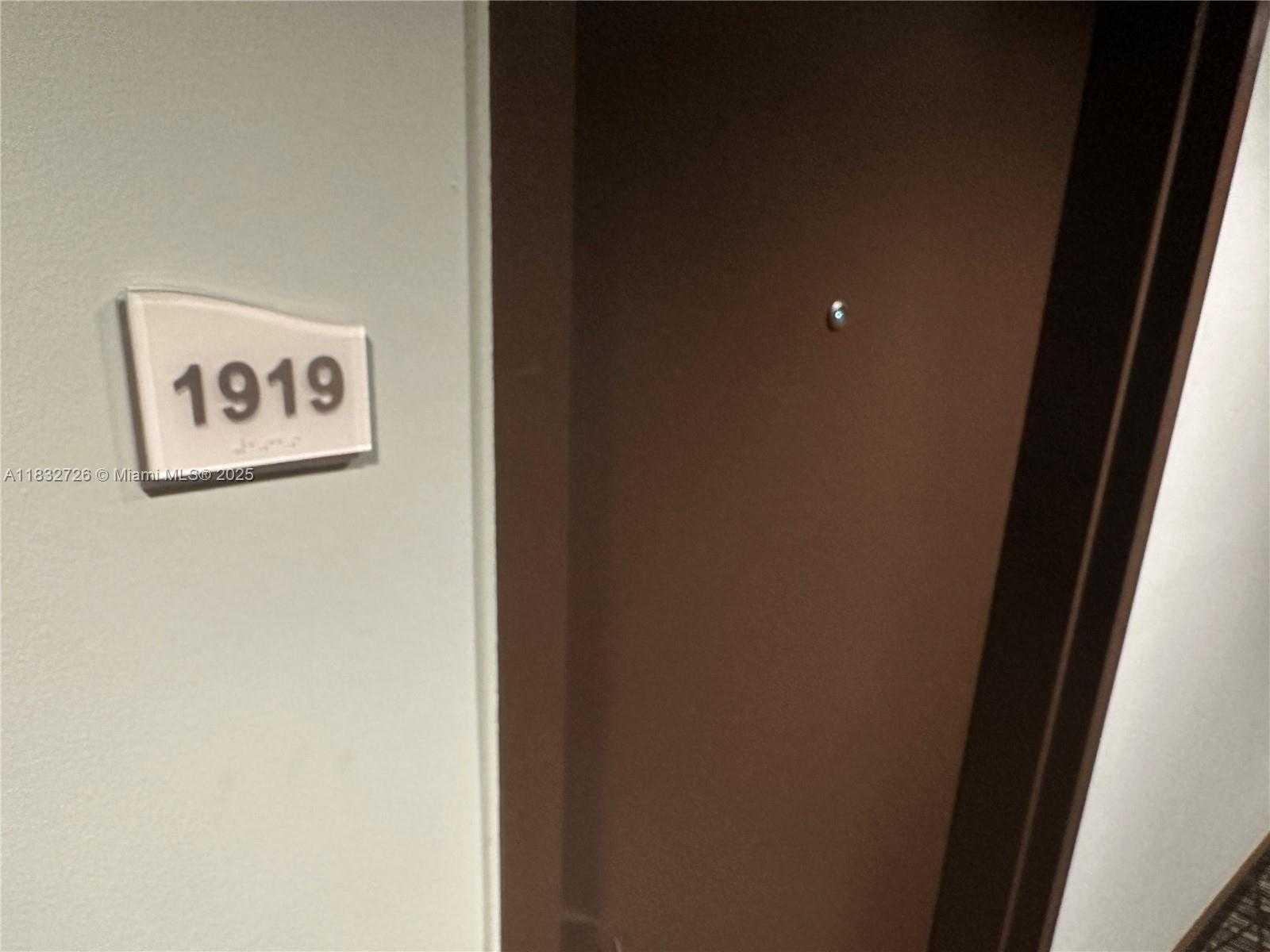 Small Image of 60 SOUTH WEST 13TH ST #1919, Miami Number 18