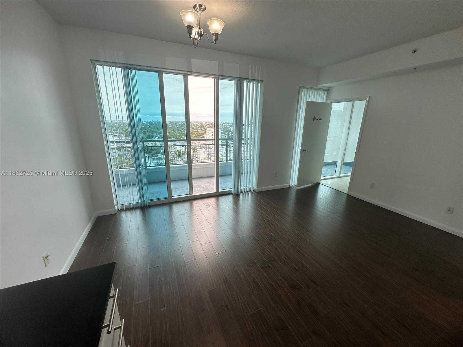 Small Image of 60 SOUTH WEST 13TH ST #1919, Miami Number 8