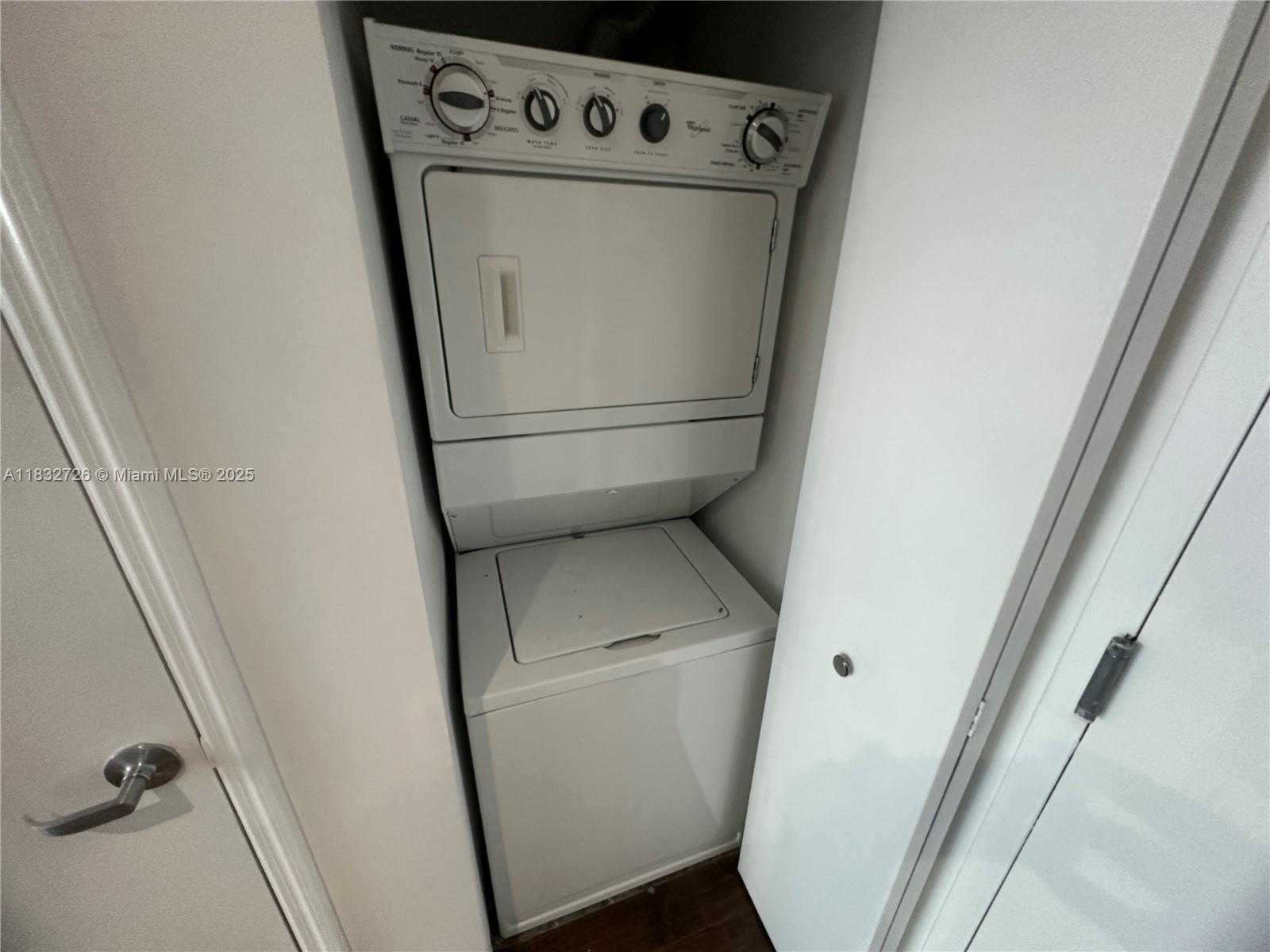Small Image of 60 SOUTH WEST 13TH ST #1919, Miami Number 9