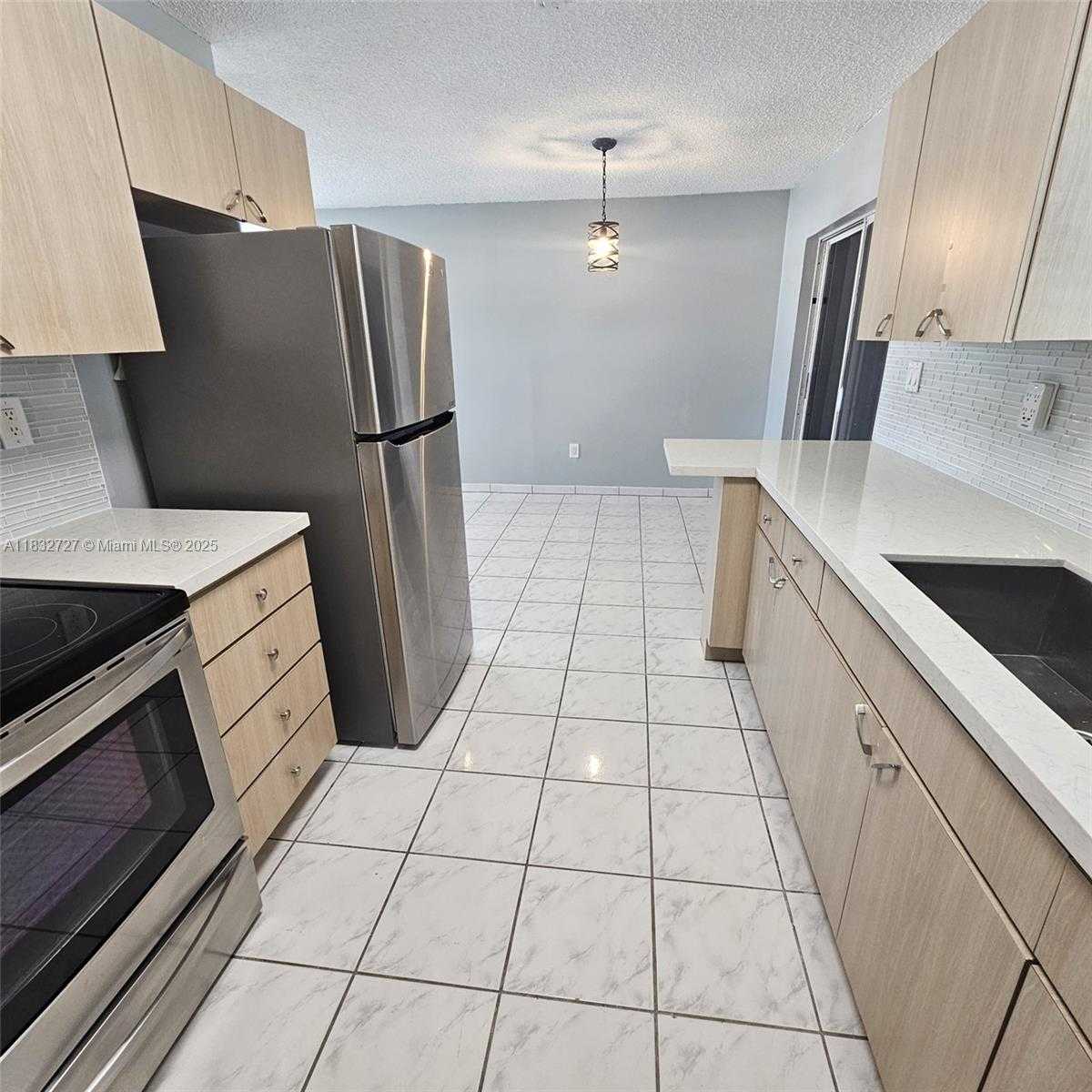 Small Image of 11510 SOUTH WEST 181ST TER, Miami Number 15