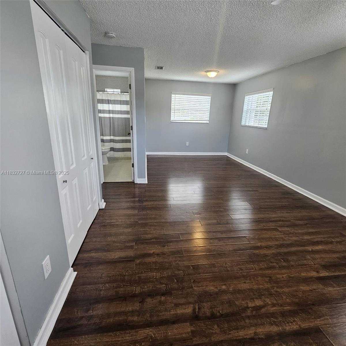 Small Image of 11510 SOUTH WEST 181ST TER, Miami Number 22