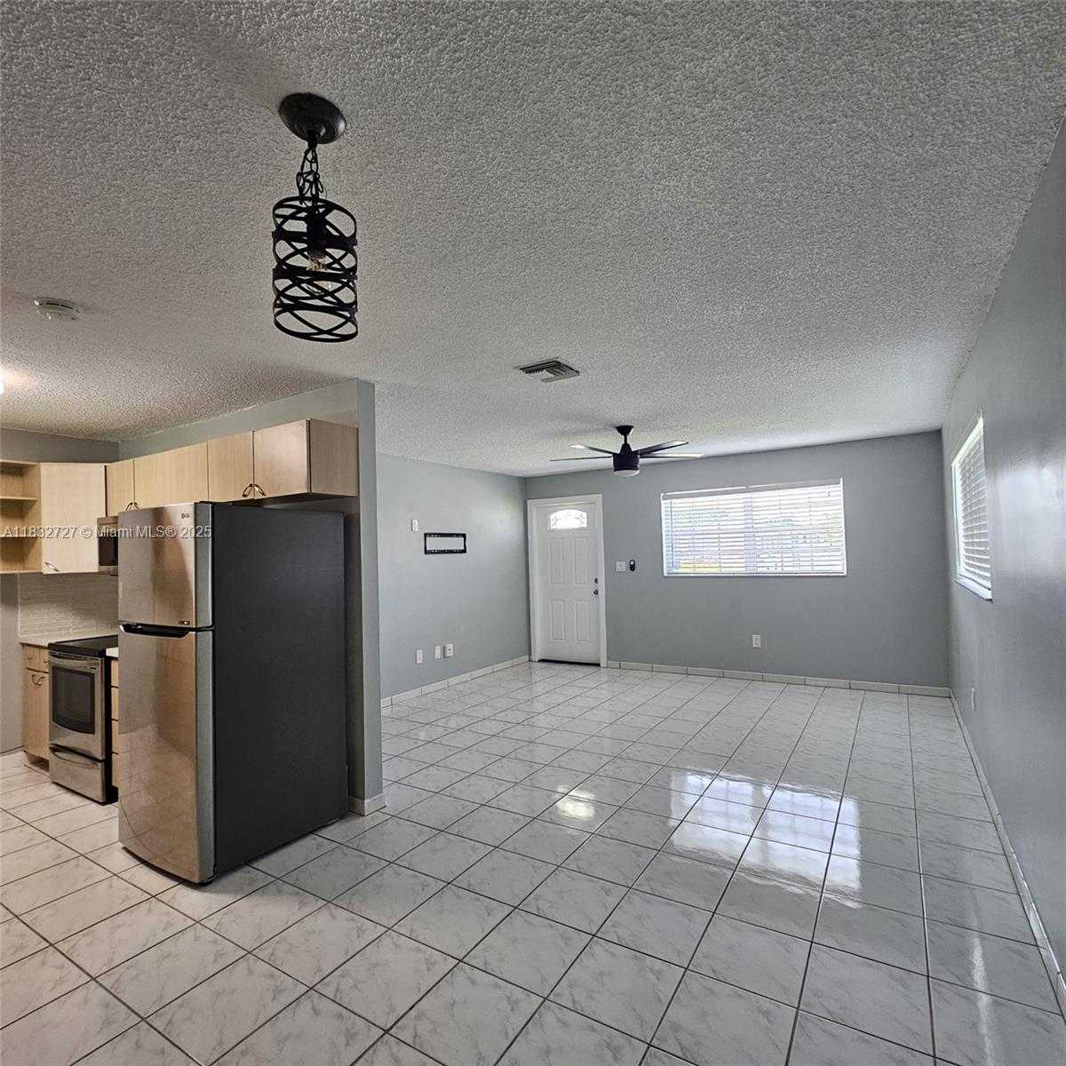 Small Image of 11510 SOUTH WEST 181ST TER, Miami Number 6