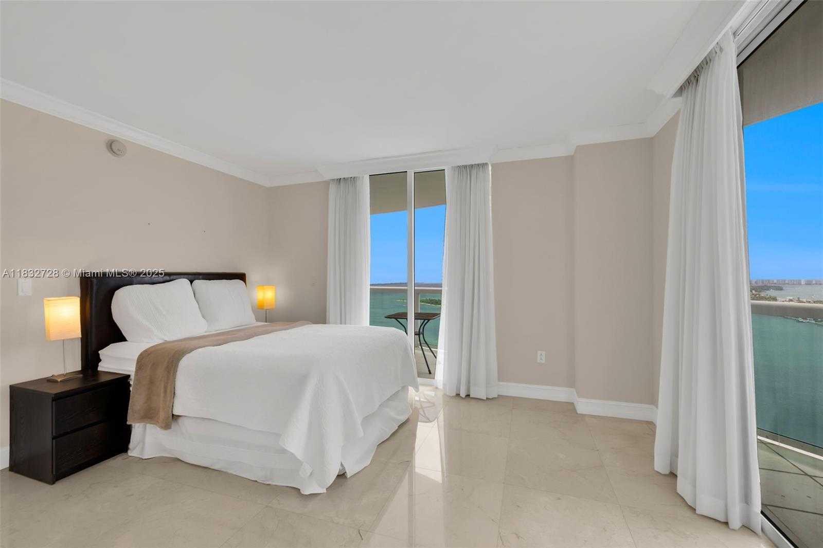 Small Image of 1800 NORTH BAYSHORE DR #3101, Miami Number 10