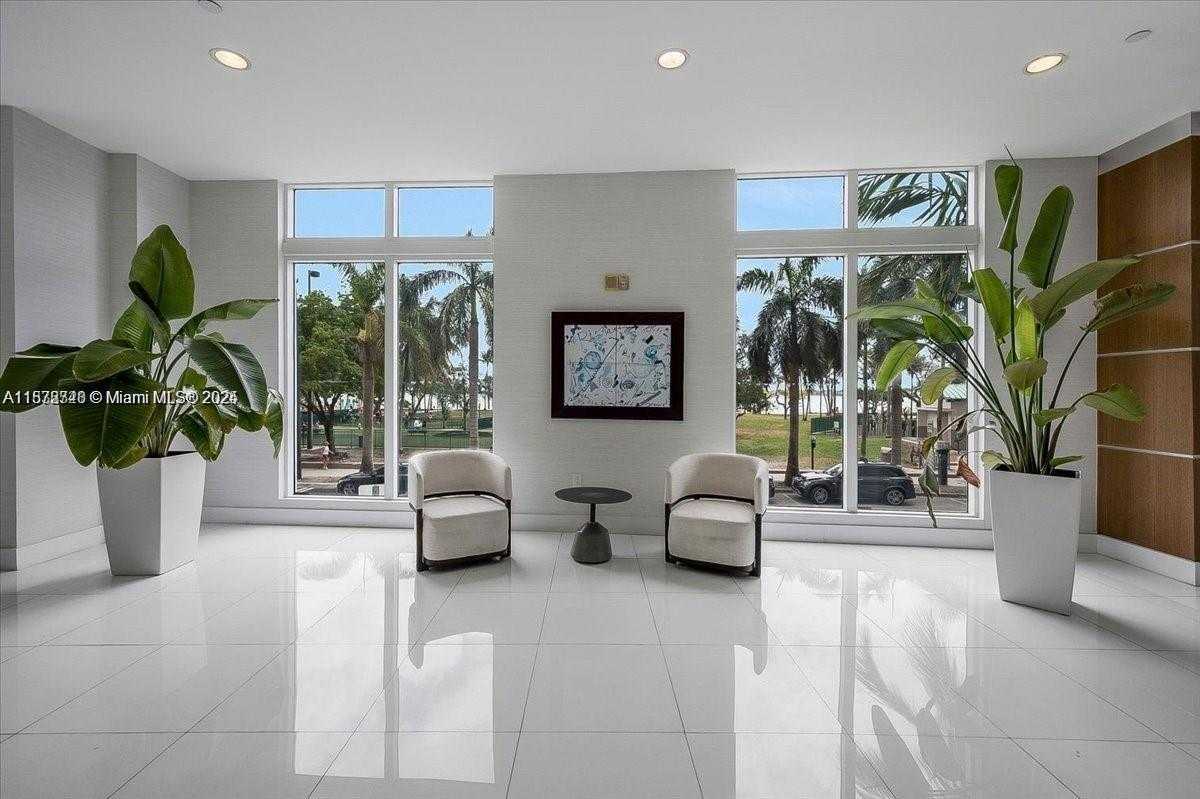 Small Image of 1800 NORTH BAYSHORE DR #3101, Miami Number 18