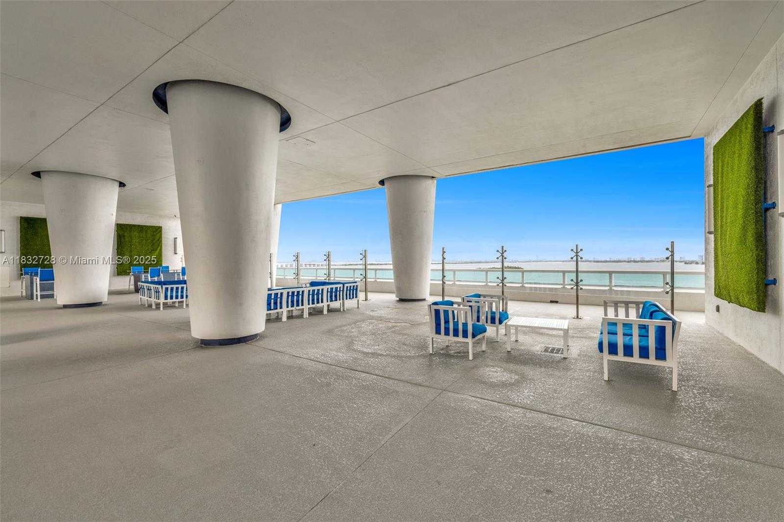 Small Image of 1800 NORTH BAYSHORE DR #3101, Miami Number 21