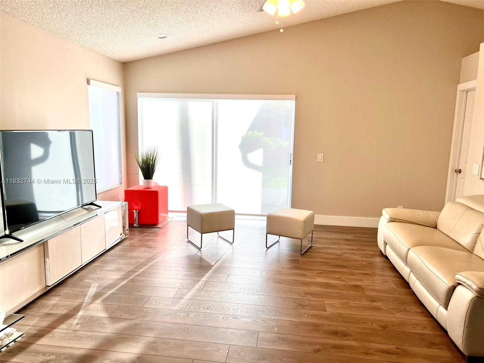 Small Image of 4280 IRONWOOD CT, Weston Number 11