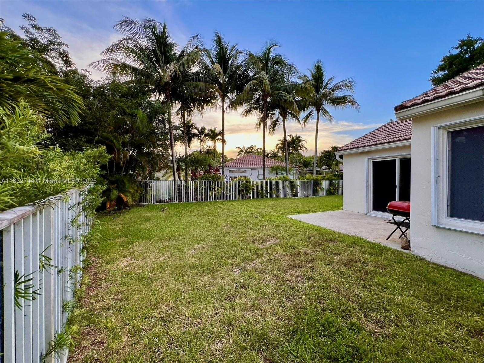 Small Image of 4280 IRONWOOD CT, Weston Number 22