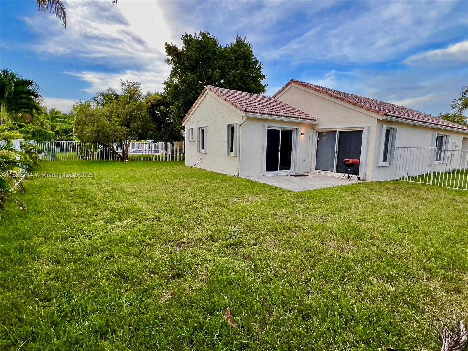 Small Image of 4280 IRONWOOD CT, Weston Number 25