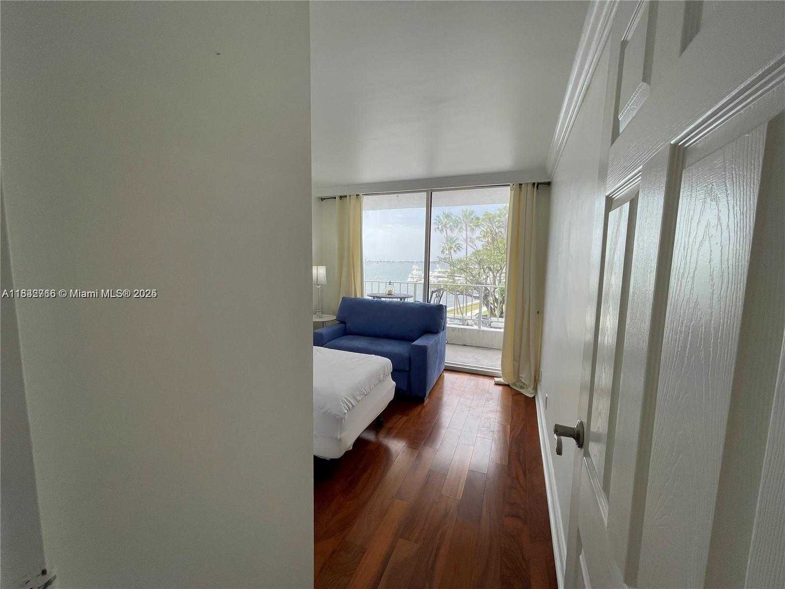 Small Image of 200 SOUTH EAST 15TH RD #4K, Miami Number 18