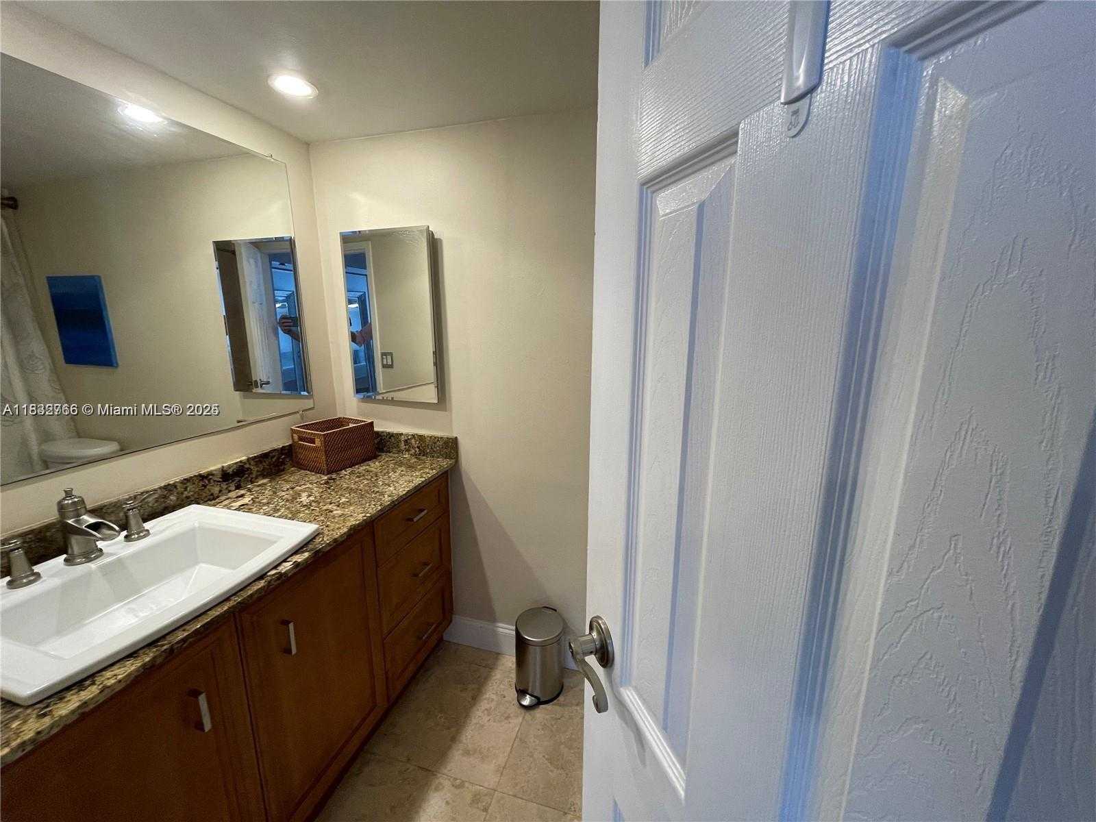 Small Image of 200 SOUTH EAST 15TH RD #4K, Miami Number 24