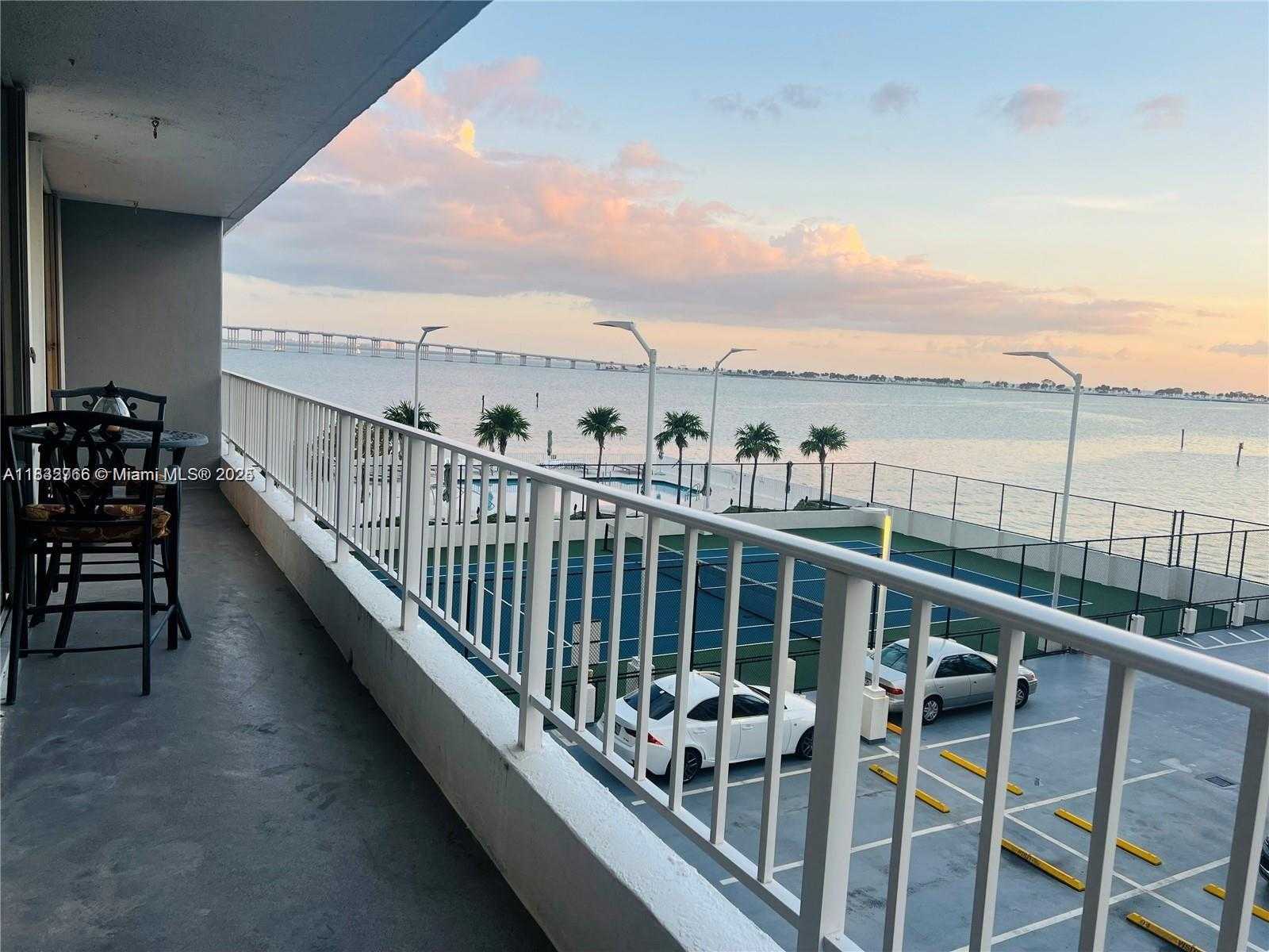 Small Image of 200 SOUTH EAST 15TH RD #4K, Miami Number 32