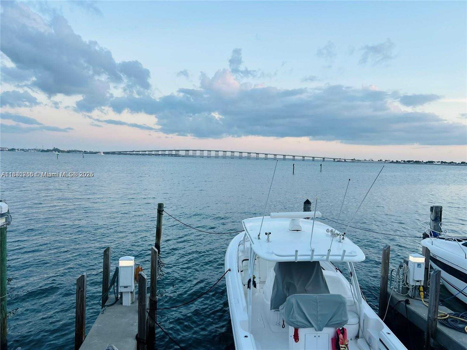 Small Image of 200 SOUTH EAST 15TH RD #4K, Miami Number 51