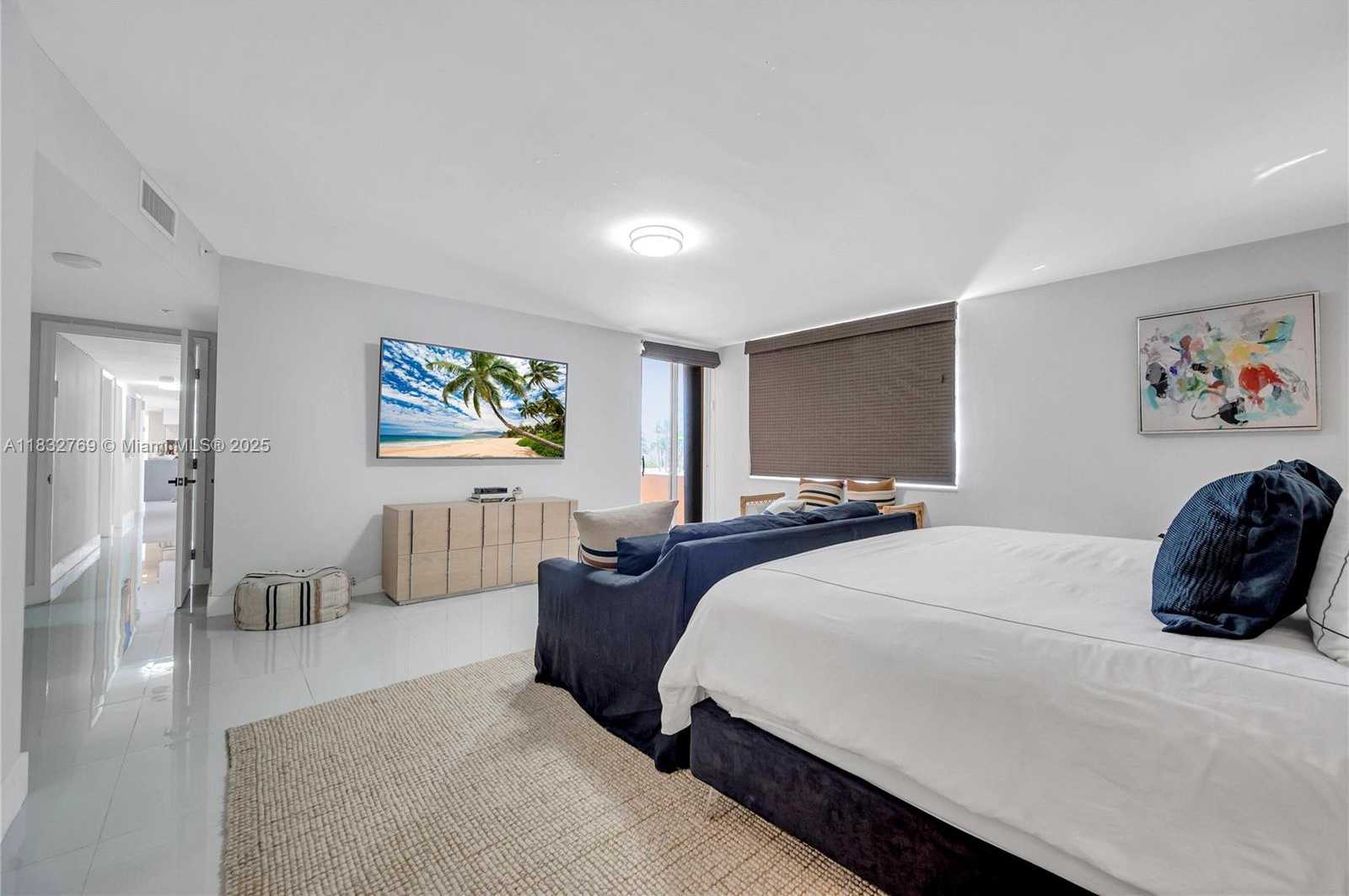 Small Image of 10175 COLLINS AVE #102, Bal Harbour Number 18