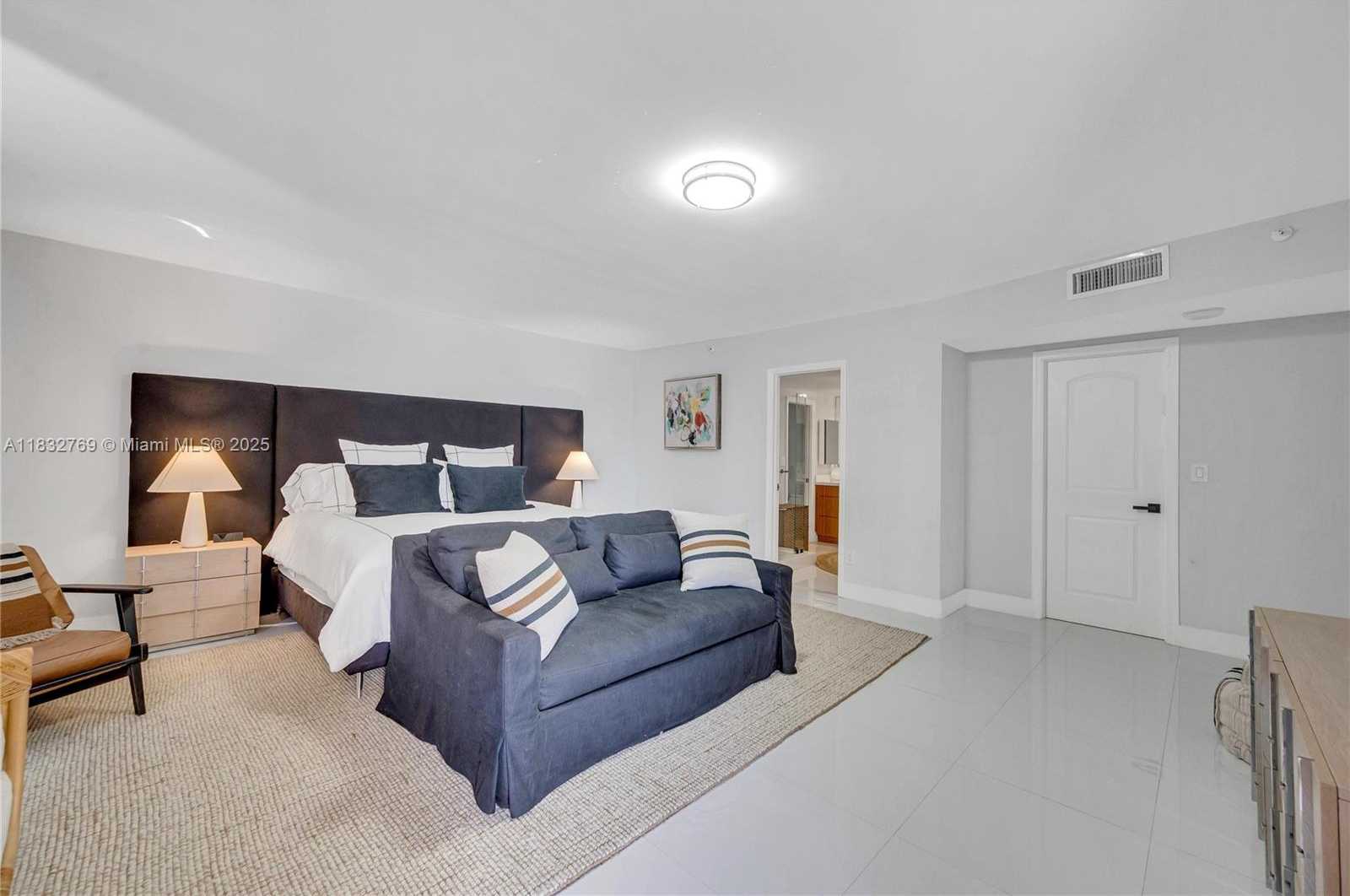 Small Image of 10175 COLLINS AVE #102, Bal Harbour Number 20