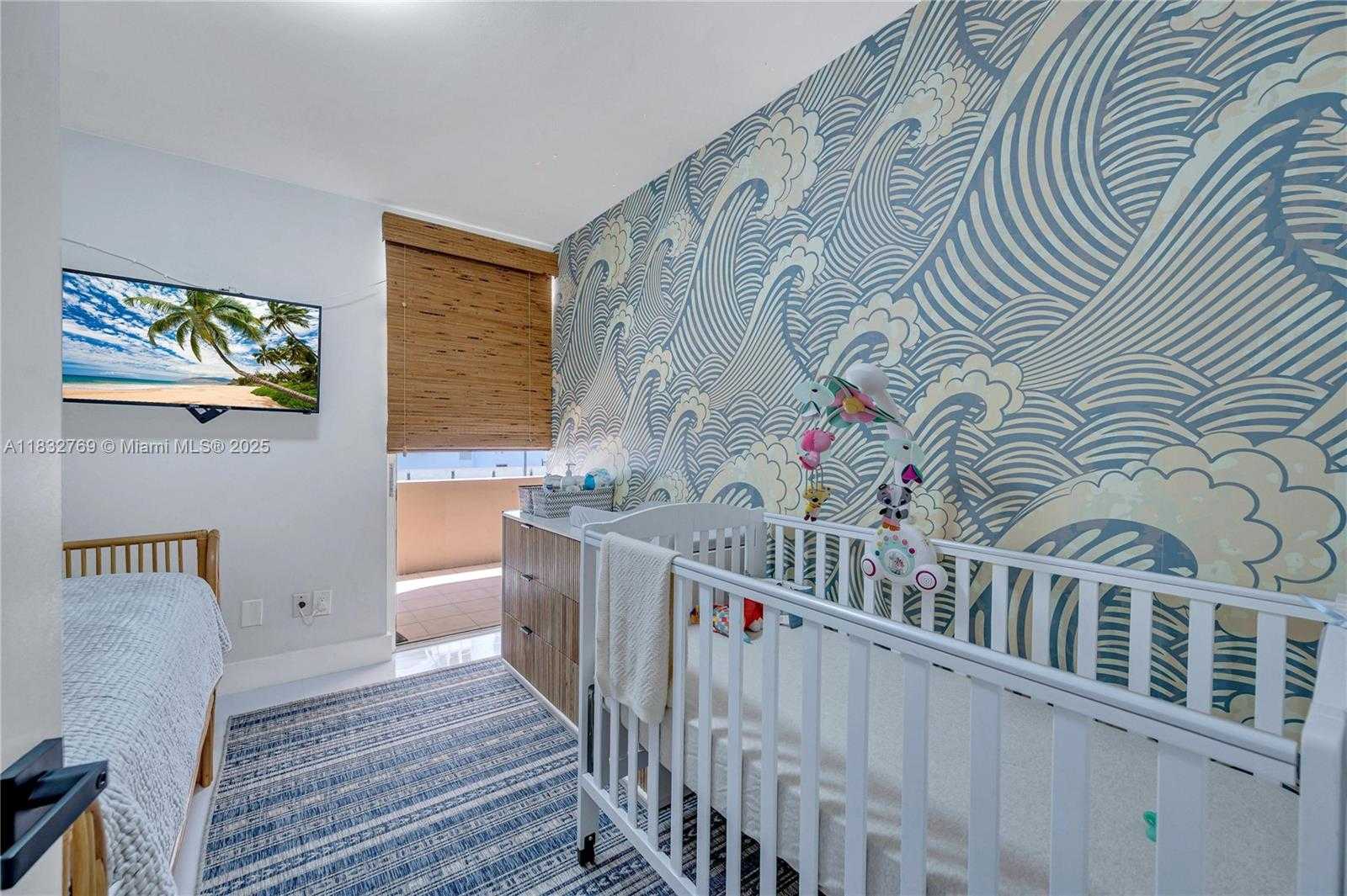 Small Image of 10175 COLLINS AVE #102, Bal Harbour Number 27