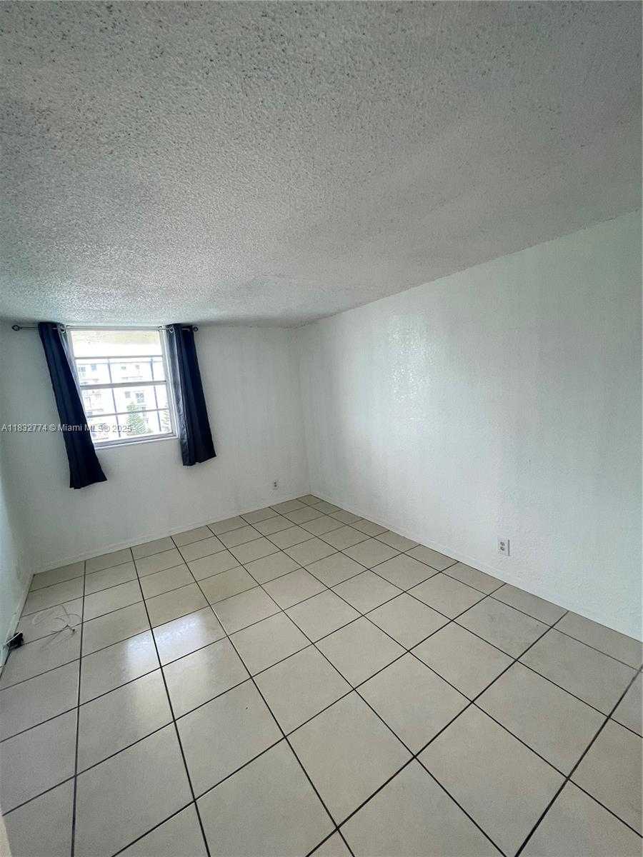 Small Image of 801 NORTH WEST 47TH AVE #715W, Miami Number 10