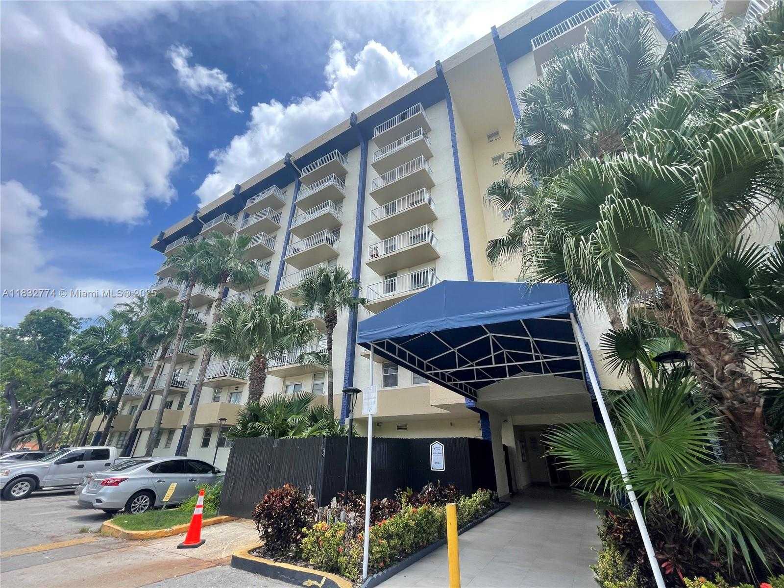 Small Image of 801 NORTH WEST 47TH AVE #715W, Miami Number 3
