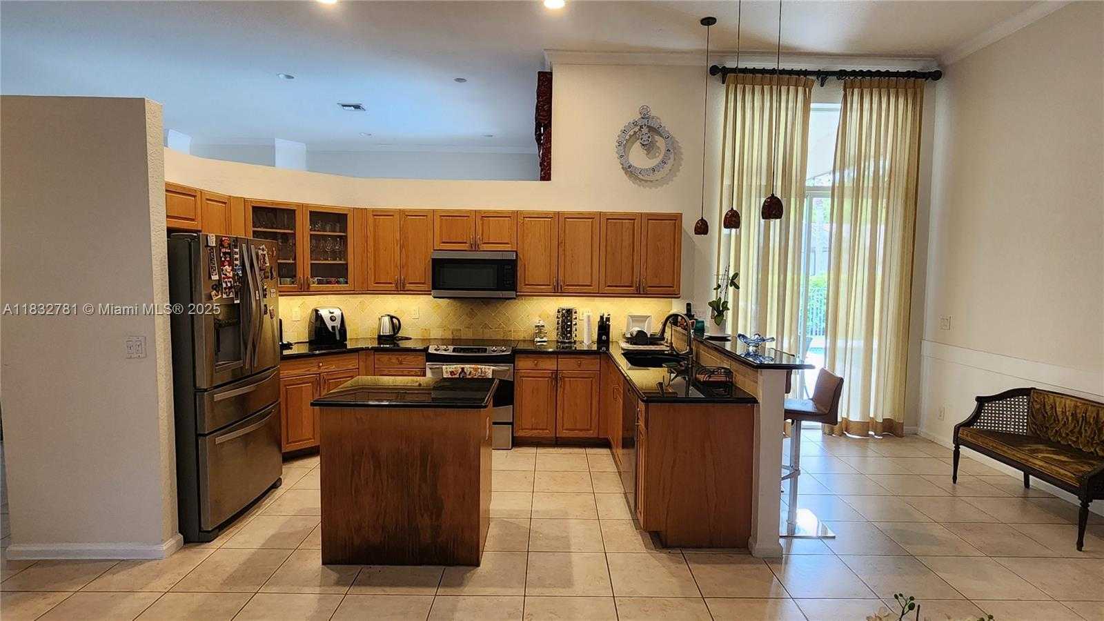 Small Image of 2610 EAST OAKBROOK CT #2610, Weston Number 4