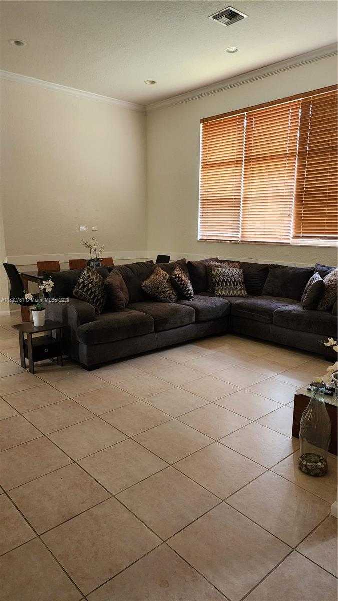 Small Image of 2610 EAST OAKBROOK CT #2610, Weston Number 6