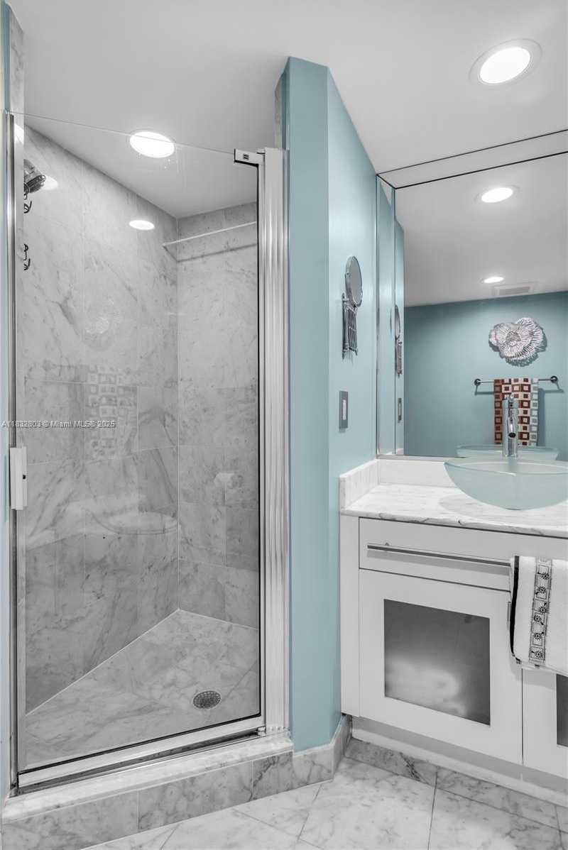 Small Image of 16485 COLLINS AVE #1832, Sunny Isles Beach Number 14