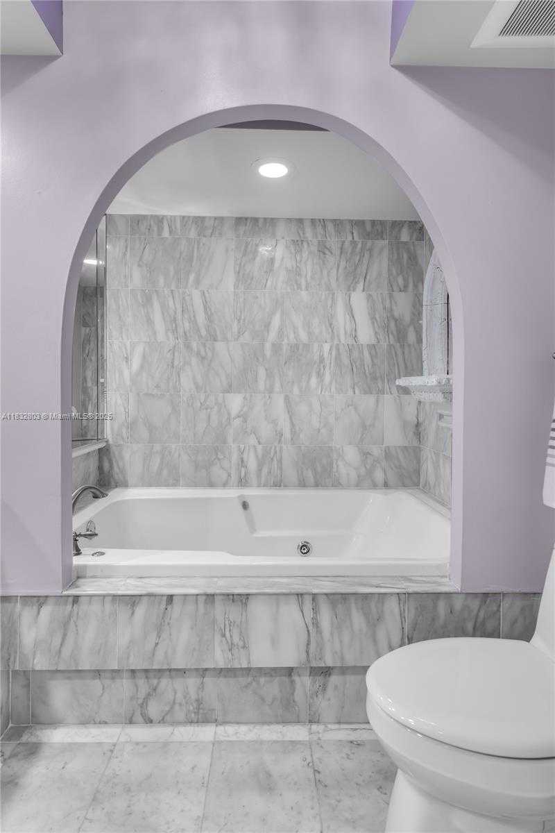 Small Image of 16485 COLLINS AVE #1832, Sunny Isles Beach Number 18
